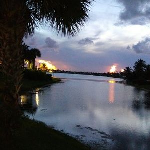 Meet your Posher, Simone